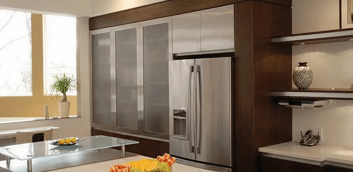 Cabinet door replacement and modern kitchen cabinet upgrade in El Paso, TX