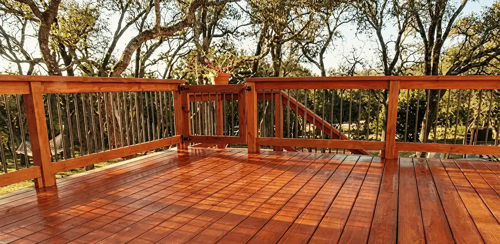 Deck sealing results with a freshly sealed wood deck in El Paso, TX